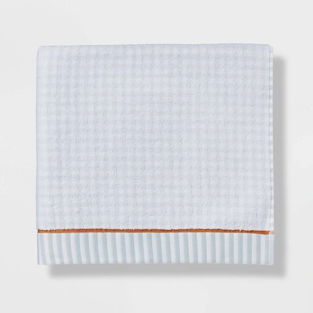 New Threshold Gingham Luxury Bath Towel Set 2 Pc XL Traditional Gingham Plaid
